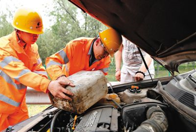 盈江剑阁道路救援